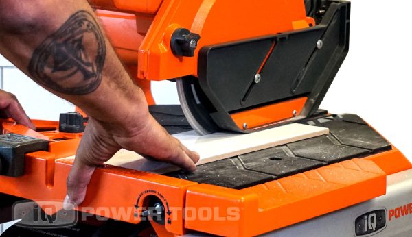 Trockensäge iQTS 244 Set – Bild 2